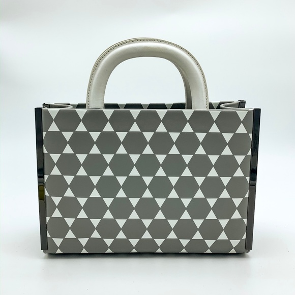 NWT HEIRLOOM Leather Embossed Handbag "JR TWIN" - Picture 2 of 5